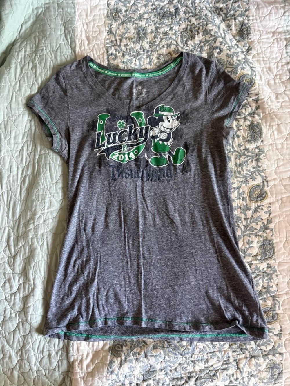 2014 Disney Lucky Mickey Mouse St Patrick’s Day Tee